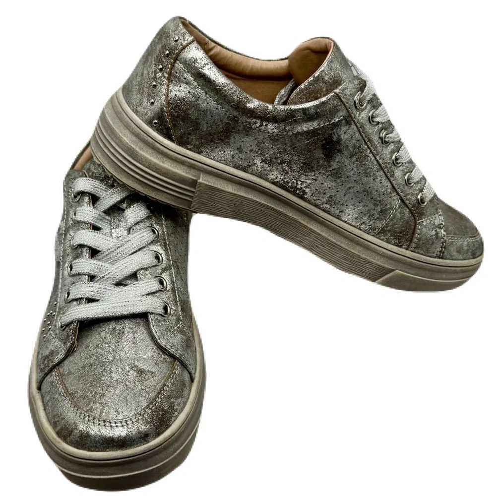 Hey Girl by Corky's Down Time Silver Distressed Metallic Sneakers w Studs Size 7